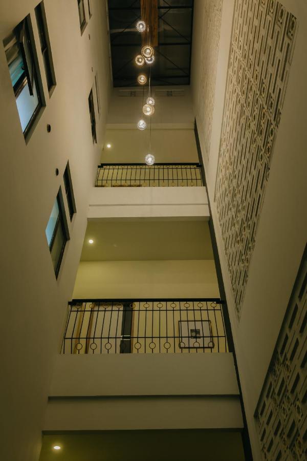 Urbanest Inn House Slipi Jakarta Ngoại thất bức ảnh