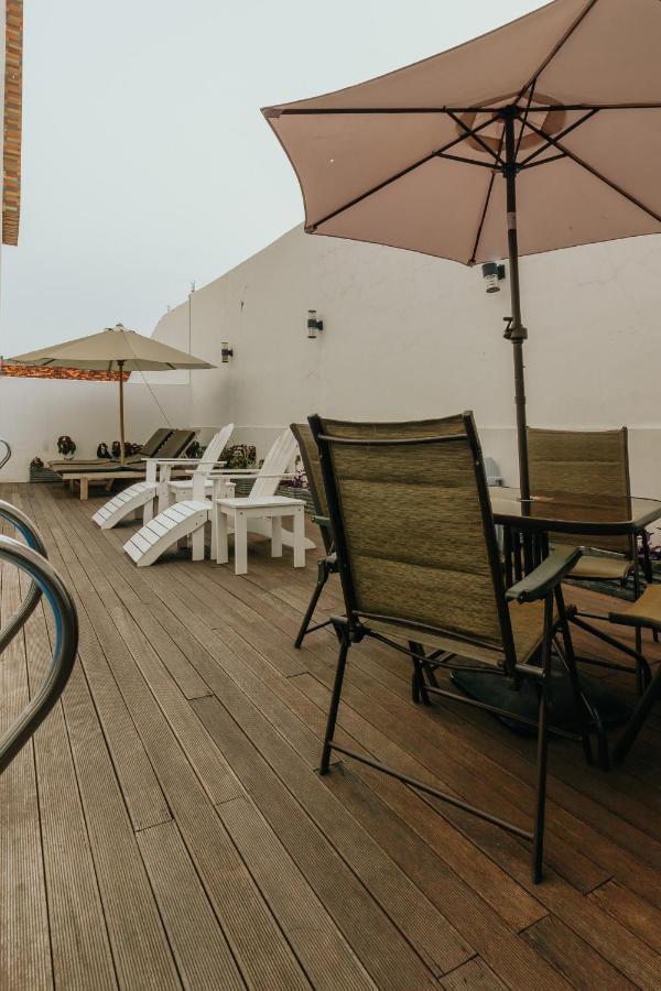 Urbanest Inn House Slipi Jakarta Ngoại thất bức ảnh