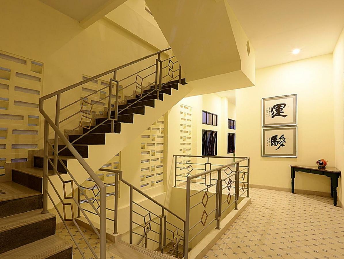 Urbanest Inn House Slipi Jakarta Ngoại thất bức ảnh